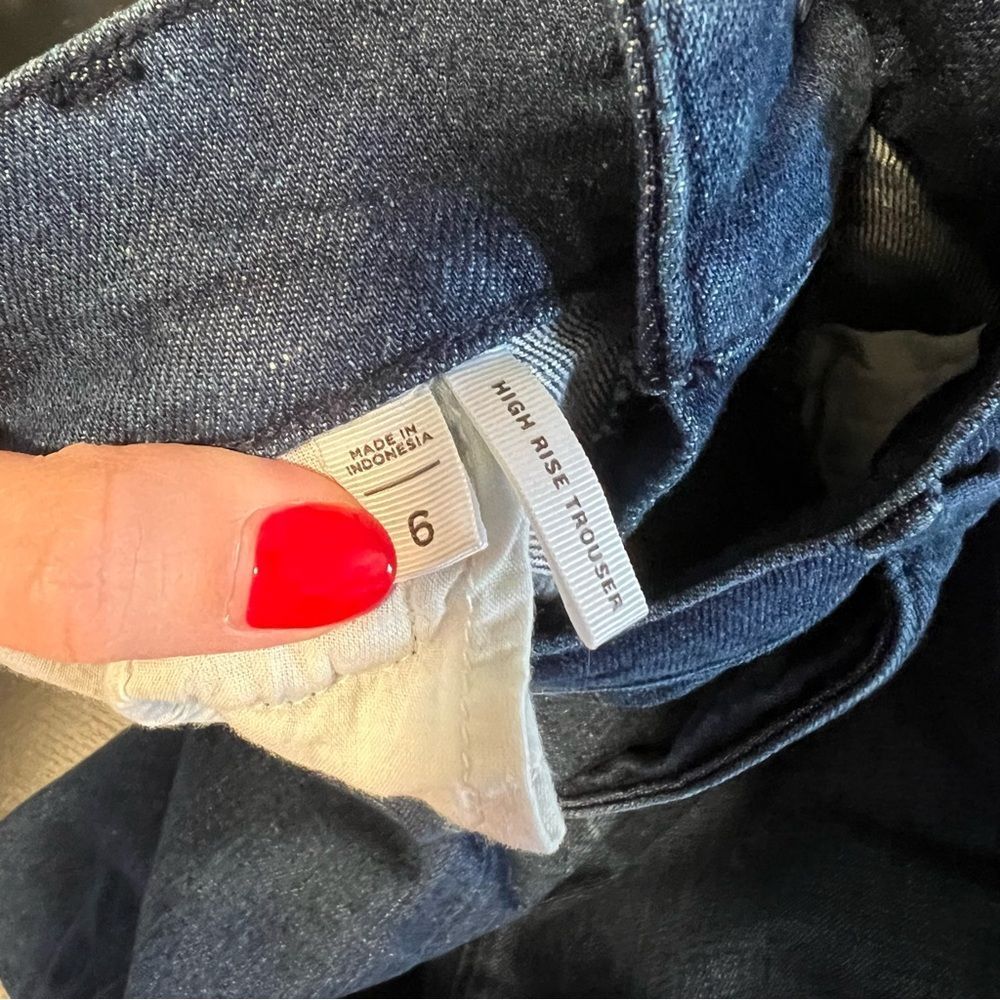 Loft Women’s High Rise Trousers Dark Wash Wide Leg Jeans 6 - Picture 7 of 11